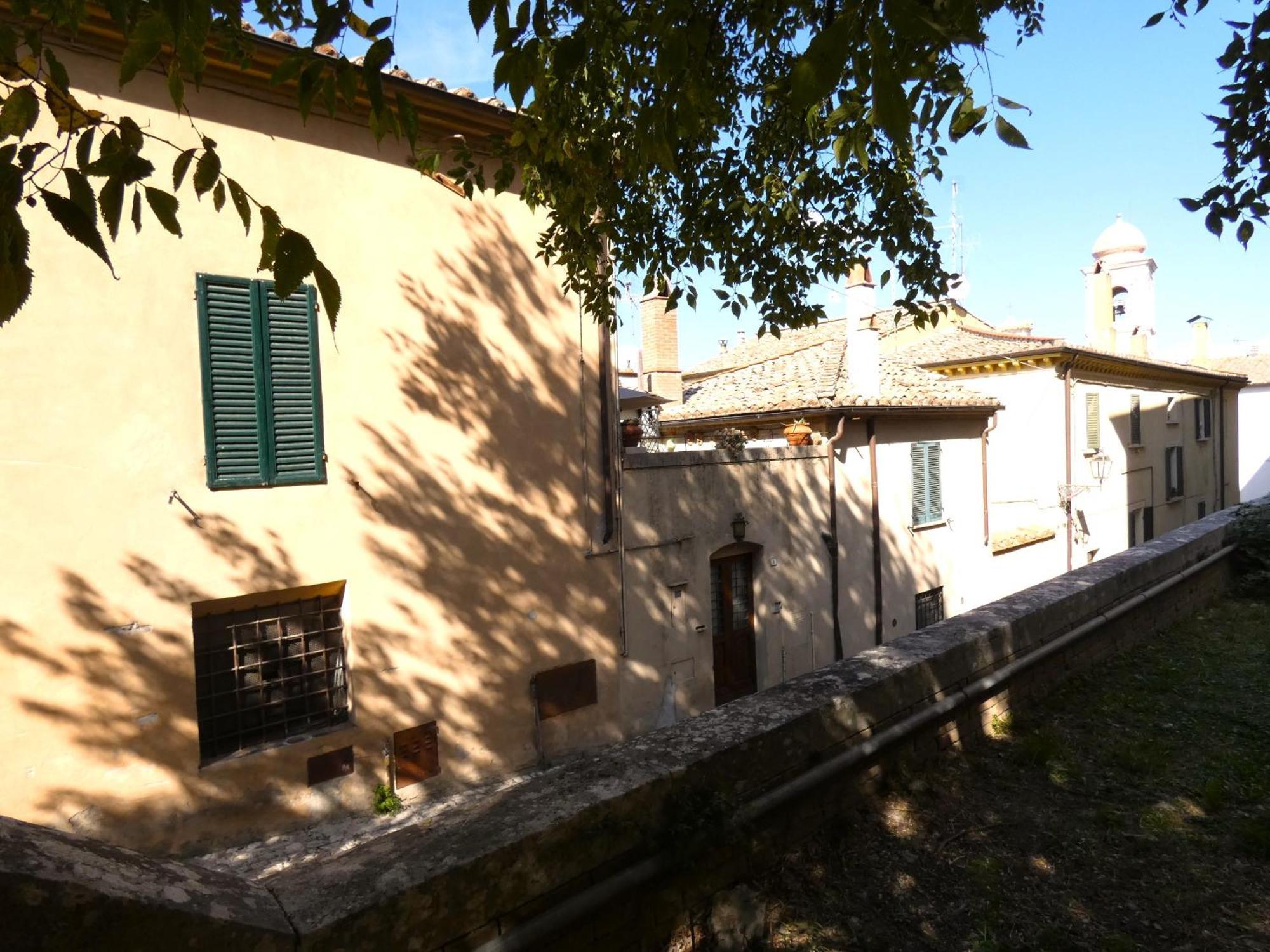 Scappo In Umbria, La Casa Del Duomo Amelia Exterior foto